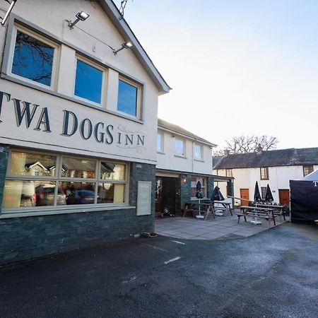 Twa Dogs Inn 凯西克 外观 照片