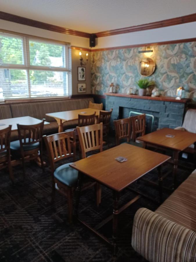 Twa Dogs Inn 凯西克 外观 照片